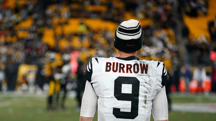 Cincinnati Bengals quarterback Joe Burrow (9) watches the Pittsburgh Steelers offense from the bench in the fourth quarter during a Week 11 NFL game, Sunday, Nov. 20, 2022, at Acrisure Stadium in Pittsburgh, Pa. The Cincinnati Bengals won, 37-30.

Nfl Cincinnati Bengals At Pittsburgh Steelers Nov 20 0321