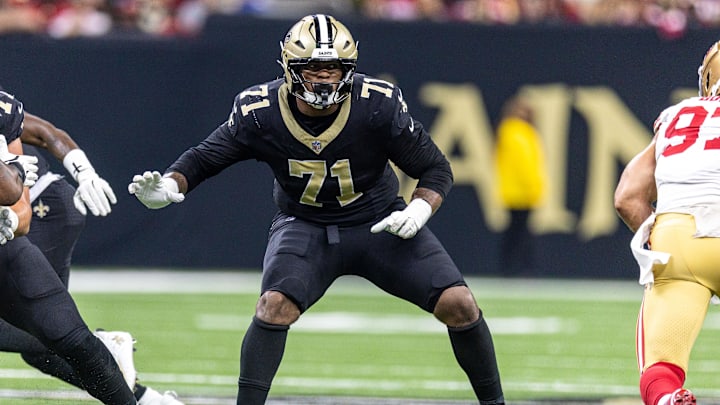 Sep 14, 2025; New Orleans, Louisiana, USA; New Orleans Saints offensive tackle Kelvin Banks Jr. (71) against the San Francisco 49ers during the first half at Caesars Superdome. Mandatory Credit: Stephen Lew-Imagn Images