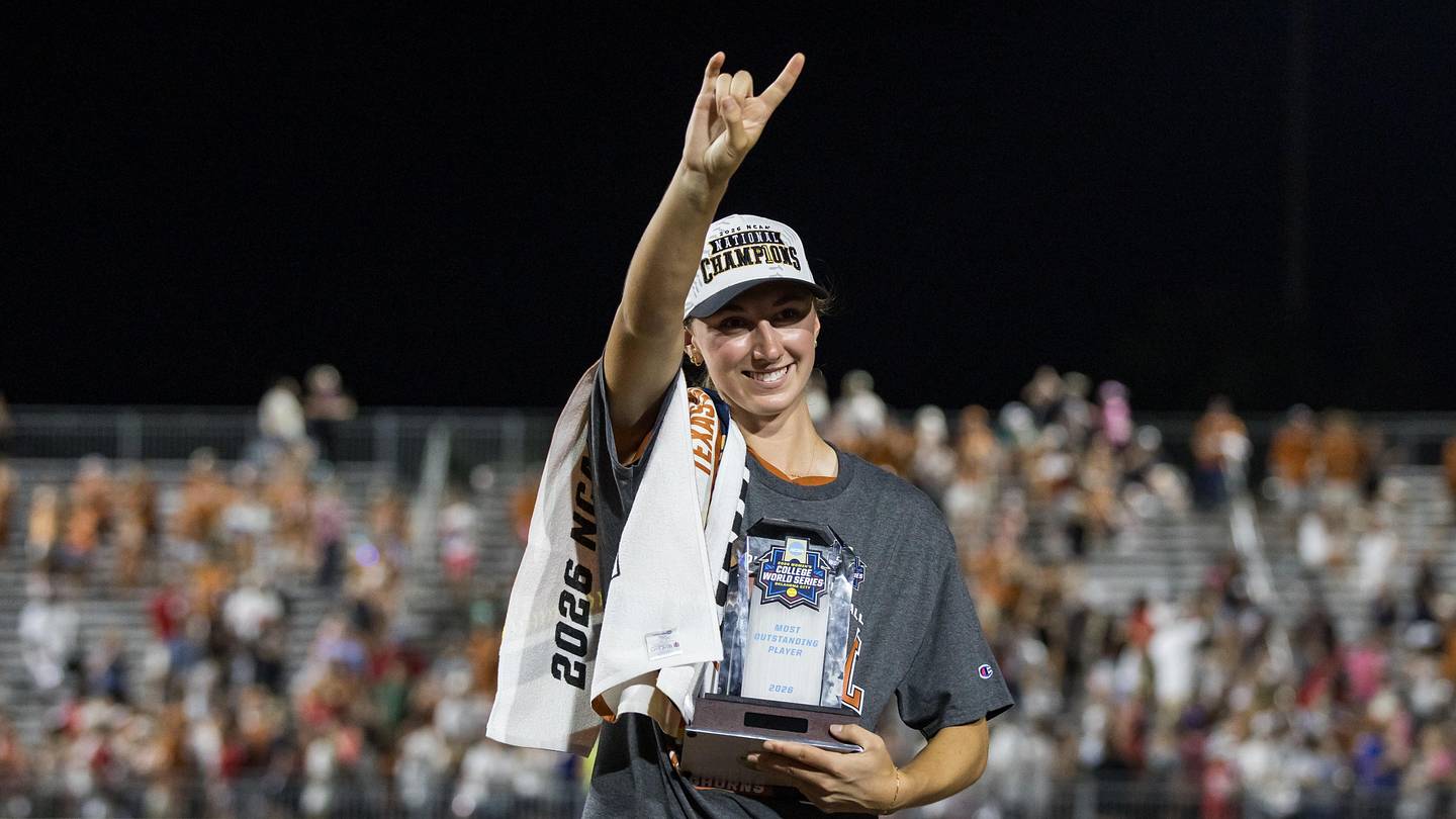 Teagan Kavan Honors Late Pitching Coach While Leading Texas to Back-to-Back WCWS Titles