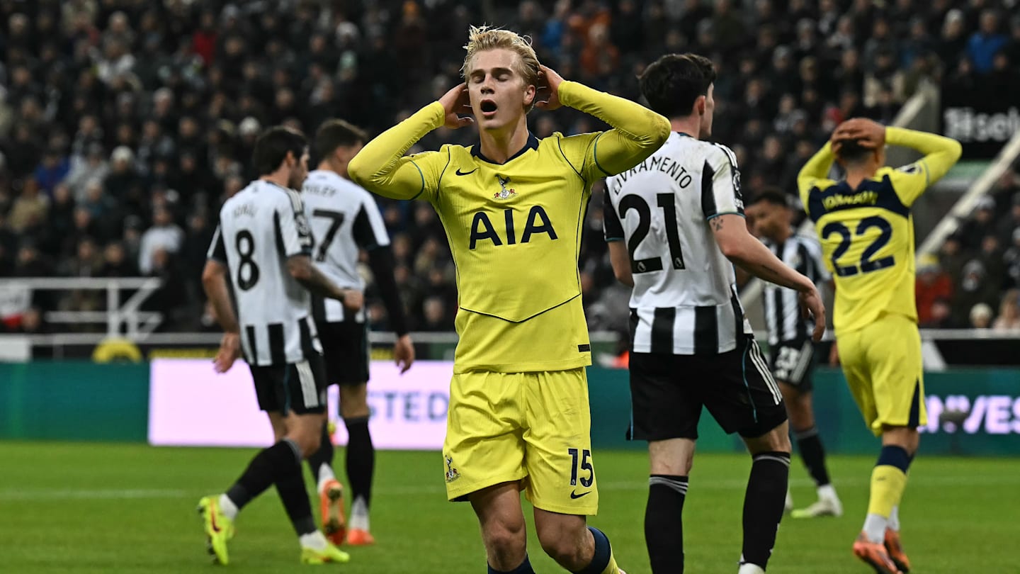 Thomas Frank's latest Lucas Bergvall decision infuriates Tottenham fans further - Hotspur HQ