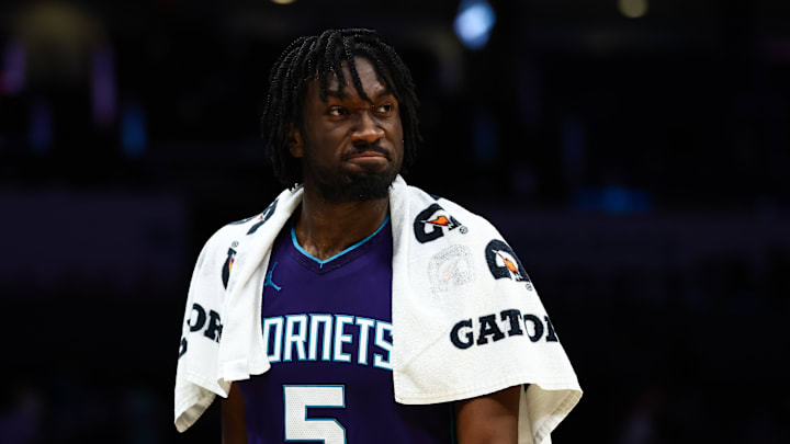 Williams no pudo llegar a los Lakers por su físico 