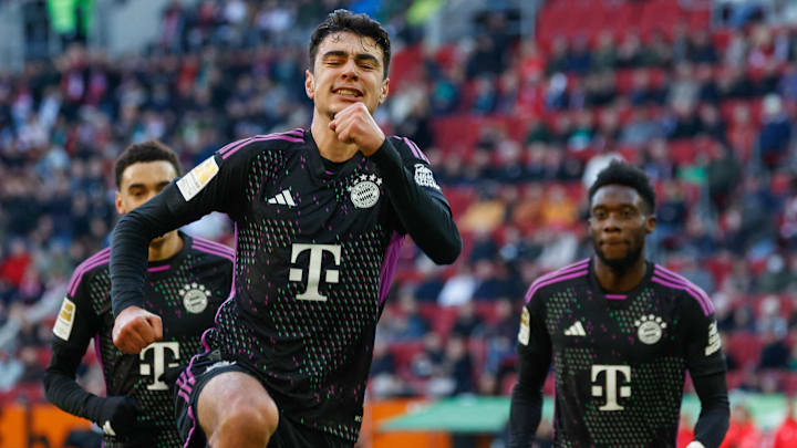 FBL-GER-BUNDESLIGA-AUGSBURG-BAYERN MUNICH