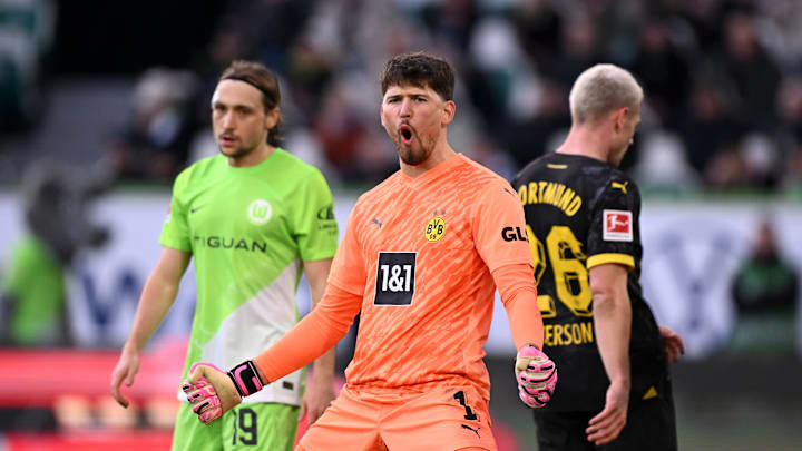 VfL Wolfsburg v Borussia Dortmund - Bundesliga