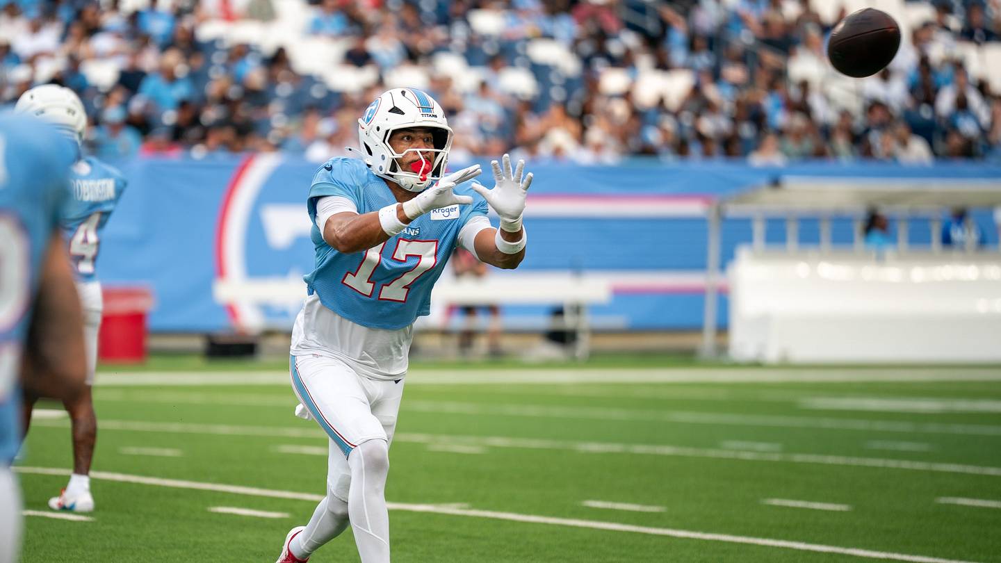 4 Titans Players Most Likely to Score a Surprise Touchdown in Week 1 vs. Jets