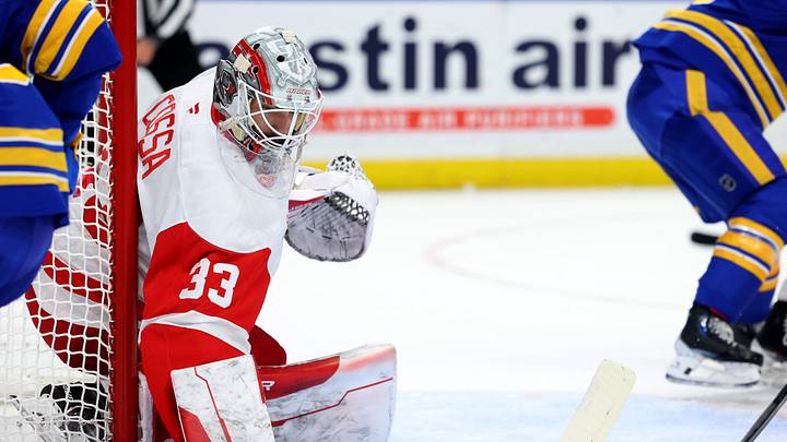 Dec 9, 2024; Buffalo, New York, USA; Detroit Red Wings goaltender Sebastian Cossa (33) looks for the puck during the second period against the Buffalo Sabres at KeyBank Center. Mandatory Credit: Timothy T. Ludwig-Imagn Images Dec 9, 2024; Buffalo, New York, USA; Detroit Red Wings goaltender Sebastian Cossa (33) looks for the puck during the second period against the Buffalo Sabres at KeyBank Center. Mandatory Credit: Timothy T. Ludwig-Imagn Images