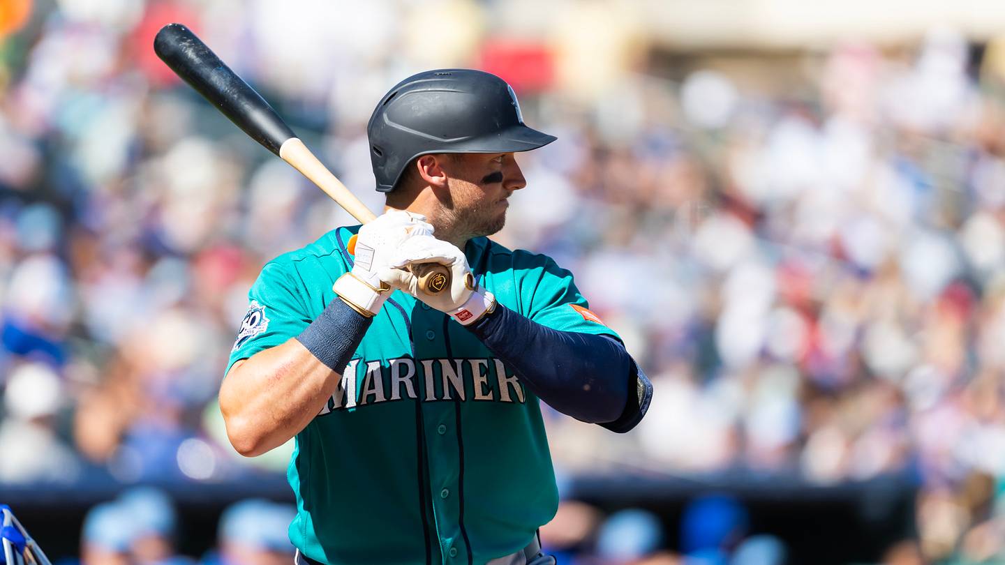 Red Sox Lose 7-Year Veteran Catcher to Midseason Free Agency