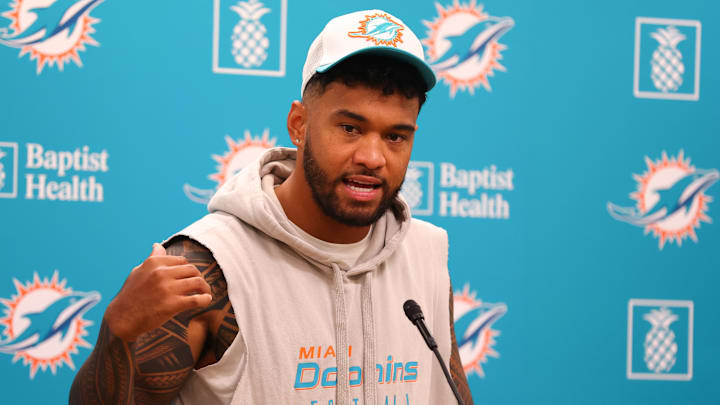 Dolphins Quarterback Tua Tagovailoa Addresses the Media