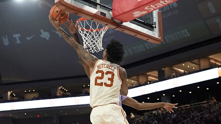 Dillon Mitchell, Texas basketball