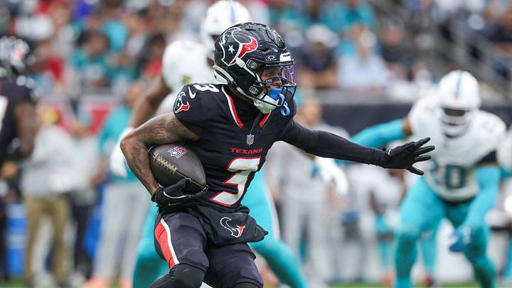 Houston Texans wide receiver Tank Dell (3) Houston Texans wide receiver Tank Dell (3)