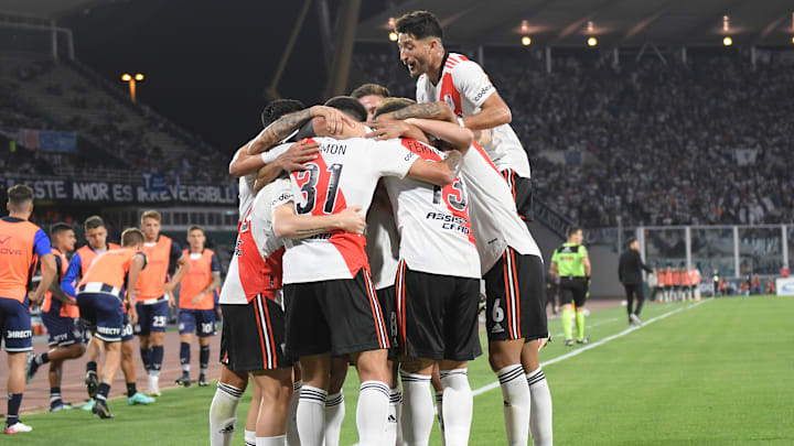 Victoria de River ante Talleres
