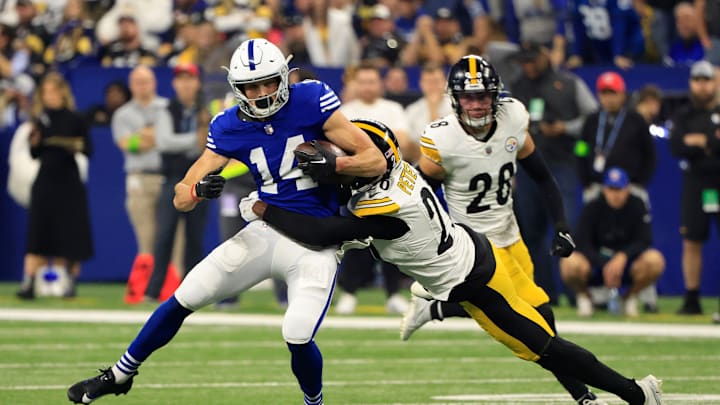 Pittsburgh Steelers v Indianapolis Colts