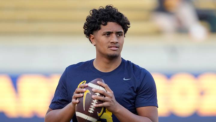 Cal quarterback Jaron-Keawe Sagapolutele Cal quarterback Jaron-Keawe Sagapolutele