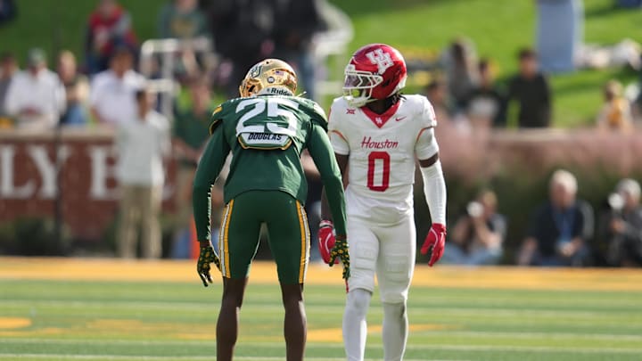 Houston Cougars wide receiver Amare Thomas (0) in action against Baylor Bears cornerback Levar Thornton Jr. (25) during the second half at McLane Stadium