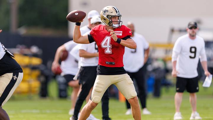 Aug 08, 2026; Metairie, LA, USA; New Orleans Saints quarterback Zach Wilson (4) passes the ball during training camp at Ochsner Sports Performance Center. Mandatory Credit: Stephen Lew-Imagn Images Aug 08, 2026; Metairie, LA, USA; New Orleans Saints quarterback Zach Wilson (4) passes the ball during training camp at Ochsner Sports Performance Center. Mandatory Credit: Stephen Lew-Imagn Images