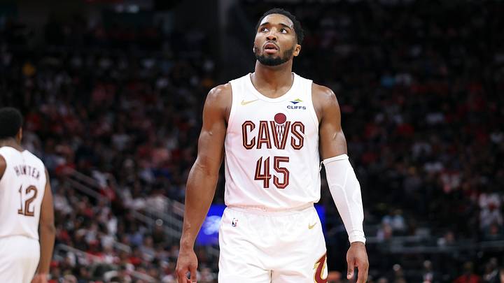 Dec 27, 2025; Houston, Texas, USA; Cleveland Cavaliers guard Donovan Mitchell (45) looks up during the second half of the game against the Houston Rockets at Toyota Center. Mandatory Credit: Troy Taormina-Imagn Images Dec 27, 2025; Houston, Texas, USA; Cleveland Cavaliers guard Donovan Mitchell (45) looks up during the second half of the game against the Houston Rockets at Toyota Center. Mandatory Credit: Troy Taormina-Imagn Images