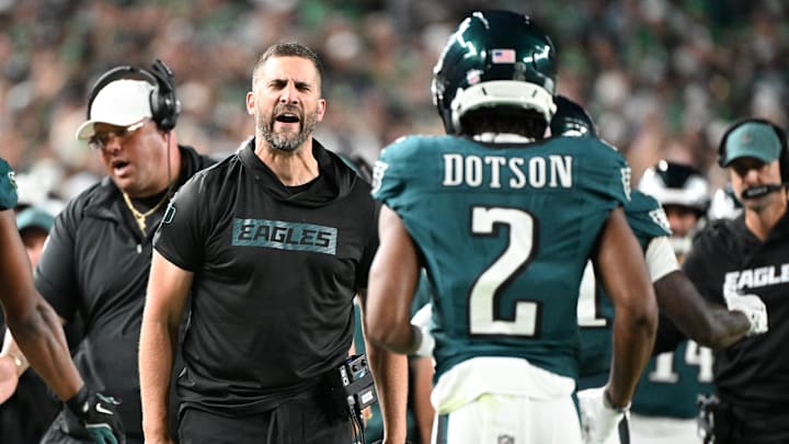 Sep 4, 2025; Philadelphia, Pennsylvania, USA; Philadelphia Eagles head coach Nick Sirianni reacts as wide receiver Jahan Dotson (2) returns to the bench during the second quarter of the game against the Dallas Cowboys at Lincoln Financial Field. Sep 4, 2025; Philadelphia, Pennsylvania, USA; Philadelphia Eagles head coach Nick Sirianni reacts as wide receiver Jahan Dotson (2) returns to the bench during the second quarter of the game against the Dallas Cowboys at Lincoln Financial Field.