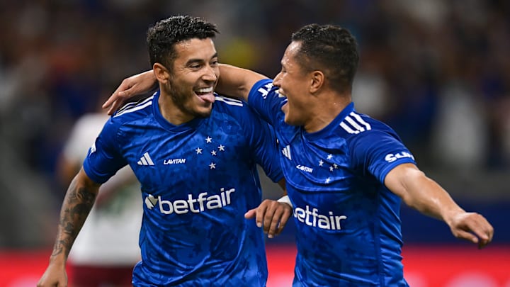 América-MG x Cruzeiro se enfrentam pela semifinal do Mineiro