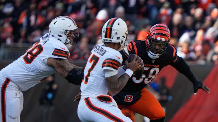 Bengals Joseph Ossai eyes the Browns quarterback during their game against the Browns at Paycor Stadium on Sunday December 22, 2024. Bengals lead the game at halftime with a score of 17-0.