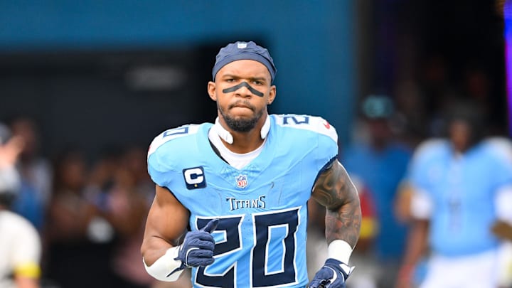 Sep 14, 2025; Nashville, Tennessee, USA; Tennessee Titans running back Tony Pollard (20) takes the field against the Los Angeles Rams during the first half at Nissan Stadium. Sep 14, 2025; Nashville, Tennessee, USA; Tennessee Titans running back Tony Pollard (20) takes the field against the Los Angeles Rams during the first half at Nissan Stadium.