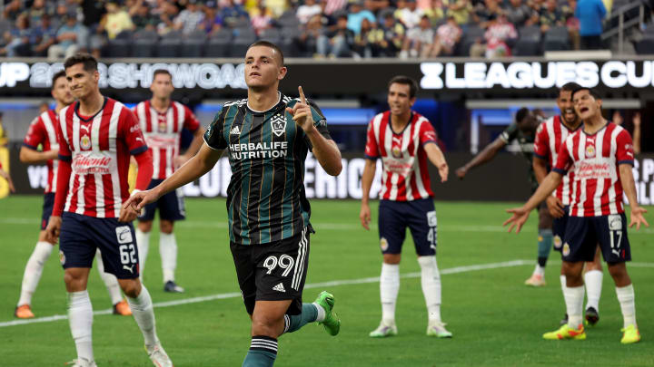 Leagues Cup Showcase - Club Deportiva Guadalajara v Los Angeles Galaxy Leagues Cup Showcase - Club Deportiva Guadalajara v Los Angeles Galaxy