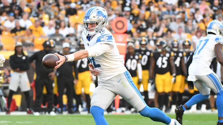 Aug 28, 2022; Pittsburgh, Pennsylvania, USA; Detroit Lions quarterback Tim Boyle (12) hands off the ball during the third quarter against the Pittsburgh Steelers at Acrisure Stadium. The Steelers won 19-9. Mandatory Credit: Philip G. Pavely-Imagn Images Aug 28, 2022; Pittsburgh, Pennsylvania, USA; Detroit Lions quarterback Tim Boyle (12) hands off the ball during the third quarter against the Pittsburgh Steelers at Acrisure Stadium. The Steelers won 19-9. Mandatory Credit: Philip G. Pavely-Imagn Images