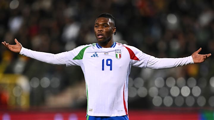 Destiny Udogie in action for Italy away to Belgium