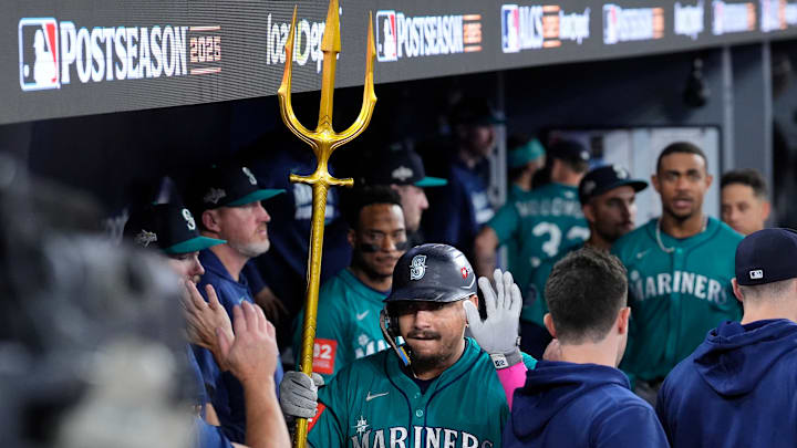 American League Championship Series - Seattle Mariners v Toronto Blue Jays - Game Six American League Championship Series - Seattle Mariners v Toronto Blue Jays - Game Six