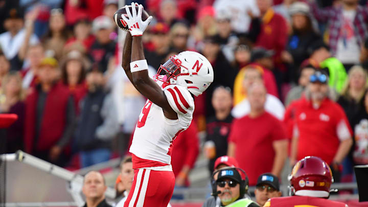 Nov 16, 2024; Los Angeles, California, USA; Nebraska Cornhuskers wide receiver Jaylen Lloyd catches a pass against the Southern California Trojans during the second half. Nov 16, 2024; Los Angeles, California, USA; Nebraska Cornhuskers wide receiver Jaylen Lloyd catches a pass against the Southern California Trojans during the second half.