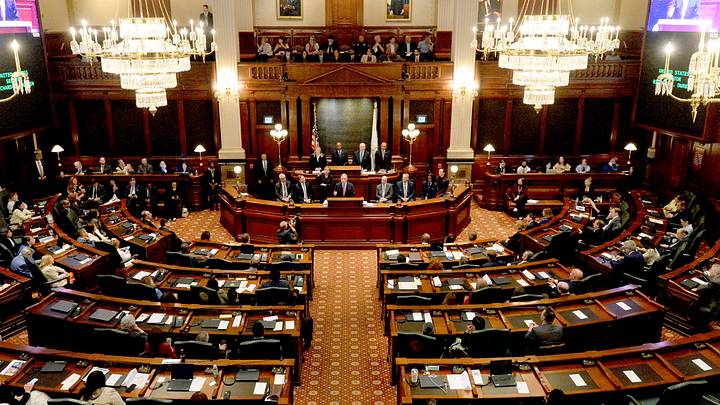 The Illinois legislature already balked at a Bears stadium plan on two fronts and now there are other ideas surfacing. But it's a little late for new ideas.
