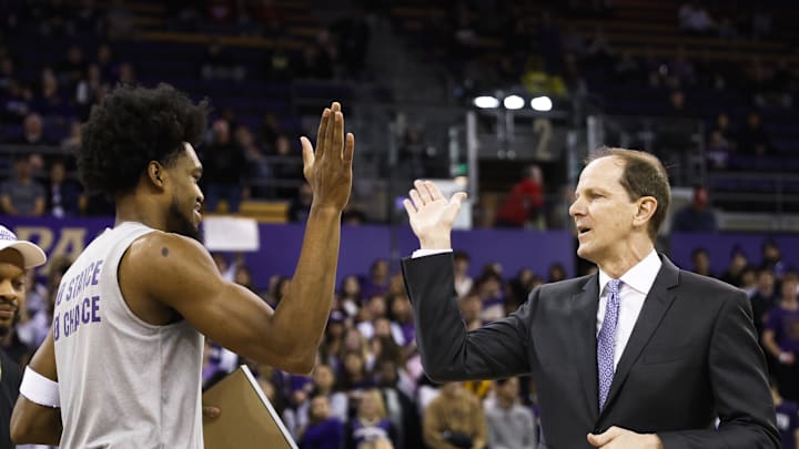 Some 'Cuse fans want Mike Hopkins, who is out as Washington's head coach, to return to Syracuse basketball. That's unlikely.
