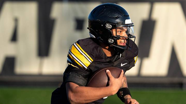 Iowa running back Kamari Moulton (28) runs with the ball during practice April 9, 2026 in Iowa City, Iowa.