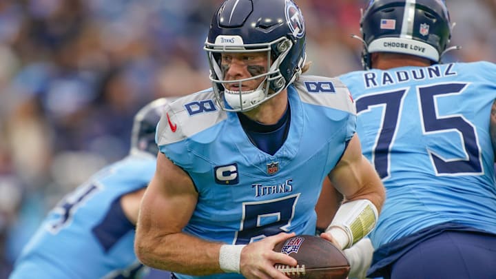 Tennessee Titans quarterback Will Levis (8) looks to hand off during the second quarter at Nissan Stadium in Nashville, Tenn., Sunday, Dec. 8, 2024.