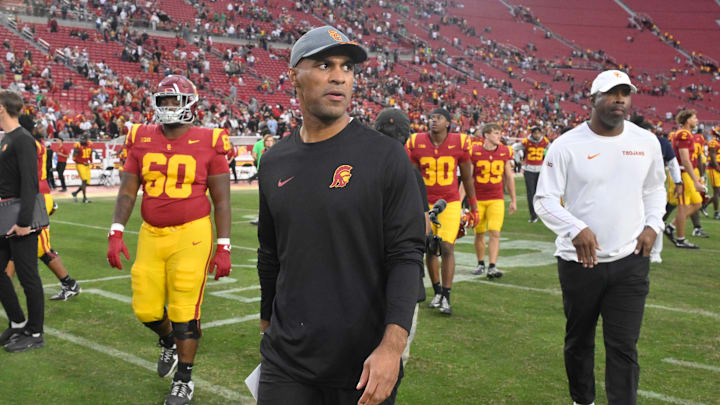 Notre Dame Fighting Irish defeated the USC Trojans 49-35 to win a NCAA football game. Notre Dame Fighting Irish defeated the USC Trojans 49-35 to win a NCAA football game.