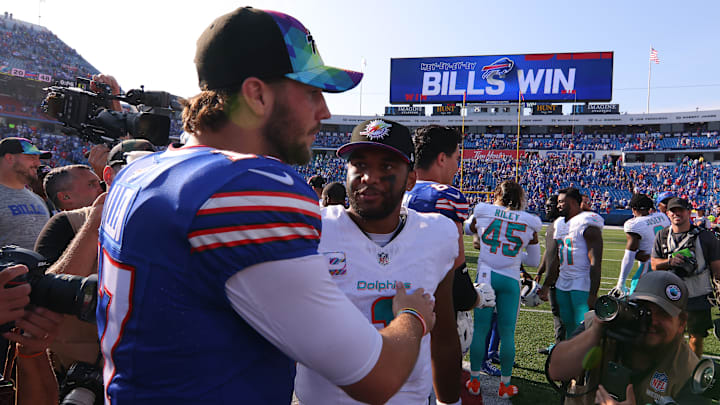 Miami Dolphins v Buffalo Bills