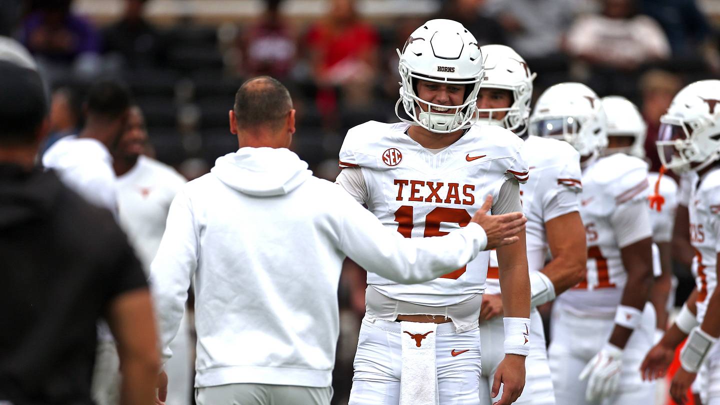 Steve Sarkisian Goes to Bat For Arch Manning Amid 'Disrespectful Criticism' in 2025