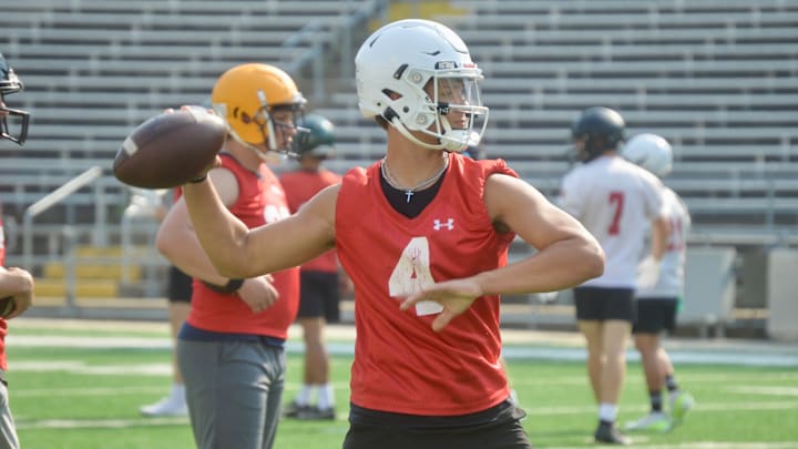 2028 QB JJ Chapman throws a pass during Wisconsin's second summer camp on Jun. 10, 2025