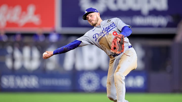 Gavin Lux is traded to the Cincinnati Reds in exchange for Mike Soroka.