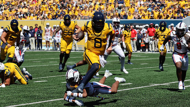 West Virginia University quarterback Nicco Marchiol