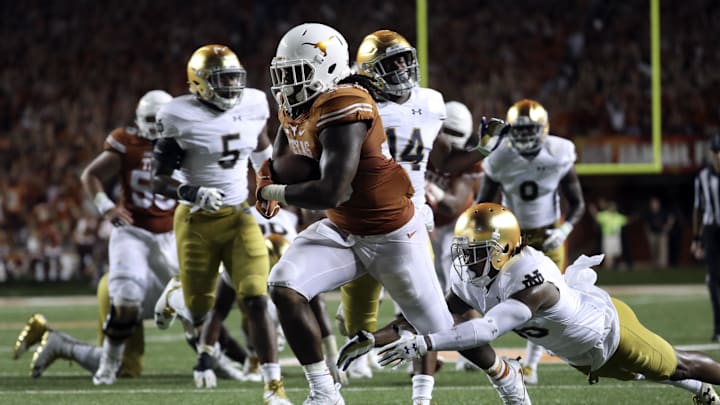 Sep 4, 2016; Austin, TX, USA;  Texas Longhorns running back D'Onta Foreman (33) scores a touchdown during the fourth quarter against the Notre Dame Fighting Irish at Darrell K Royal-Texas Memorial Stadium.