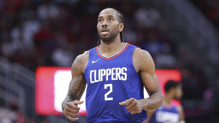 Mar 6, 2024; Houston, Texas, USA; Los Angeles Clippers forward Kawhi Leonard (2) reacts after a play Mar 6, 2024; Houston, Texas, USA; Los Angeles Clippers forward Kawhi Leonard (2) reacts after a play