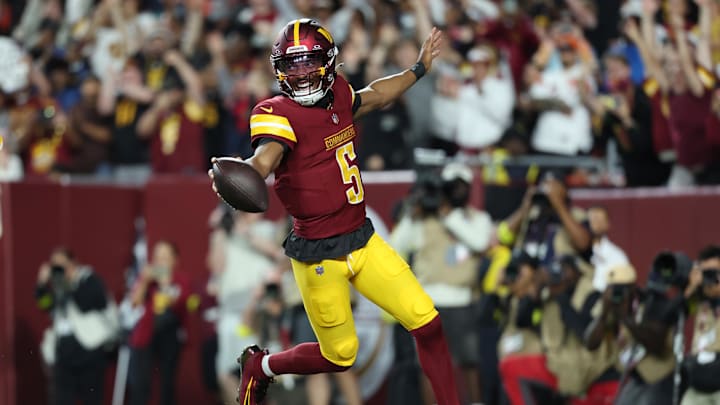 Aug 18, 2025; Landover, Maryland, USA; Washington Commanders quarterback Jayden Daniels (5) celebrates after scoring a touchdown against Cincinnati Bengals during the first half at Northwest Stadium. Mandatory Credit: Amber Searls-Imagn Images Aug 18, 2025; Landover, Maryland, USA; Washington Commanders quarterback Jayden Daniels (5) celebrates after scoring a touchdown against Cincinnati Bengals during the first half at Northwest Stadium. Mandatory Credit: Amber Searls-Imagn Images