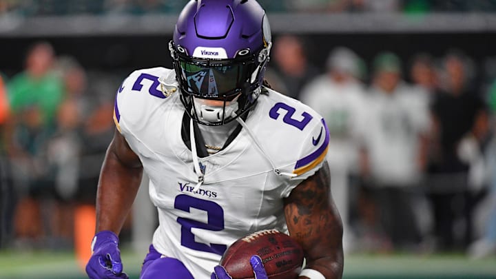 Minnesota Vikings running back Alexander Mattison (2).