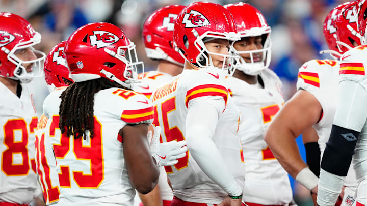 Kansas City Chiefs quarterback Patrick Mahomes (15) and his teammates are shown during the first half, Sunday, September 21, 2025.