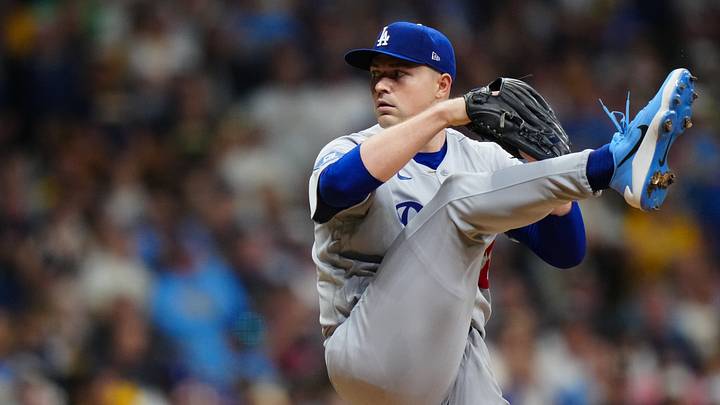 Championship Series - Los Angeles Dodgers v Milwaukee Brewers - Game 1 Championship Series - Los Angeles Dodgers v Milwaukee Brewers - Game 1