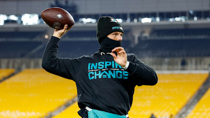 Miami Dolphins v Pittsburgh Steelers - NFL 2025 Miami Dolphins v Pittsburgh Steelers - NFL 2025