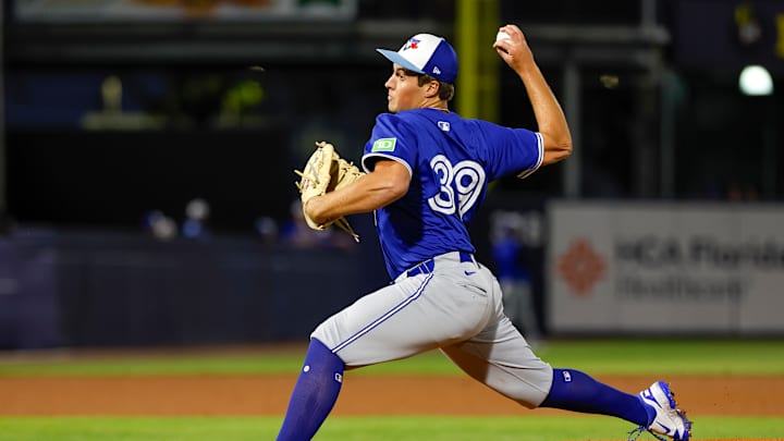 Toronto Blue Jays v New York Yankees