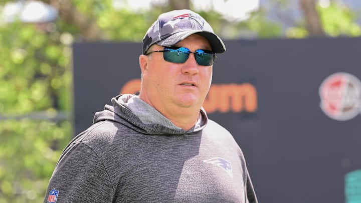 Jun 12, 2024; Foxborough, MA, USA; New England Patriots offensive coordinator Alex Van Pelt walks to practice at minicamp at Gillette Stadium. Mandatory Credit: Eric Canha-Imagn Images Jun 12, 2024; Foxborough, MA, USA; New England Patriots offensive coordinator Alex Van Pelt walks to practice at minicamp at Gillette Stadium. Mandatory Credit: Eric Canha-Imagn Images