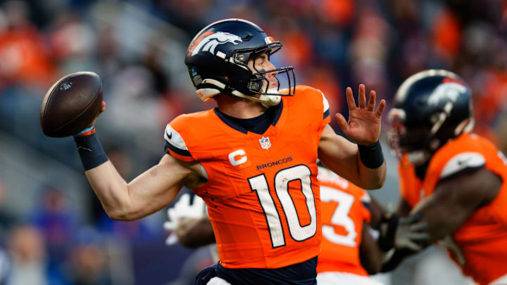 Indianapolis Colts v Denver Broncos