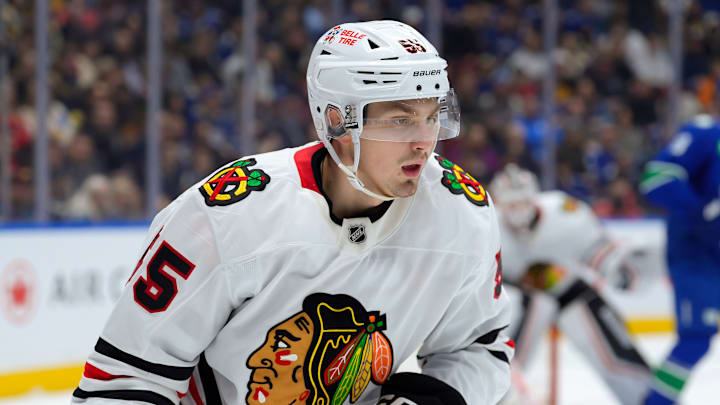 Chicago Blackhawks v Vancouver Canucks