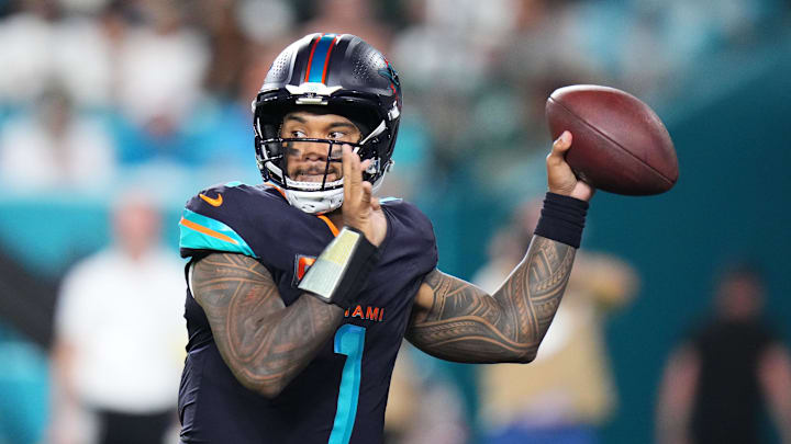 Miami Dolphins quarterback Tua Tagovailoa (1) drops back to pass against the New York Jets in the first half at Hard Rock Stadium. Miami Dolphins quarterback Tua Tagovailoa (1) drops back to pass against the New York Jets in the first half at Hard Rock Stadium.